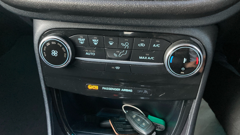 Ford Puma 1.0 EcoBoost Hybrid mHEV Titanium Design 5dr Petrol Hatchback